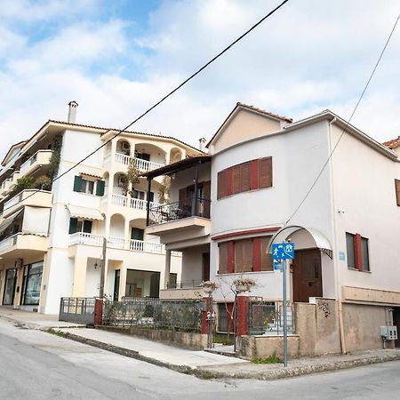 칼람파카 Palazzo Di Meteora 아파트 외부 사진